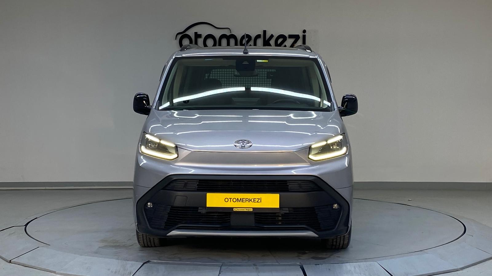 TOYOTA PROACE 22